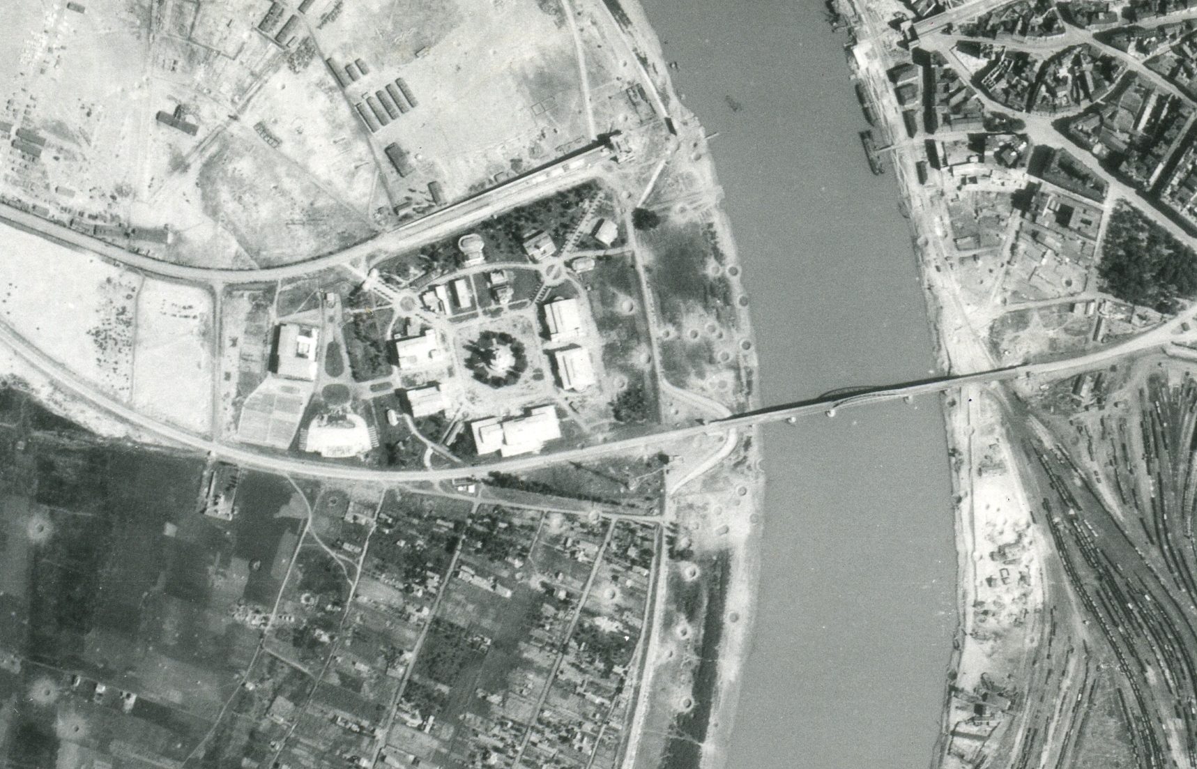 Semlin, 1944 - An aerial photograph of Semlin concentration camp, 1944. (Courtesy of Jovan Byford)